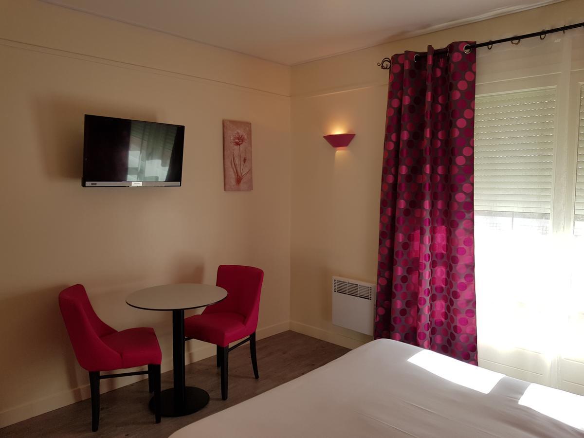 Hotel Les Rocailles Монтаньяк Екстер'єр фото